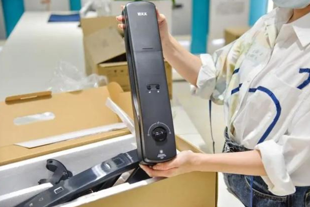 智能门锁哪个品牌好?bevictor伟德智能门锁守护您”家”的安全